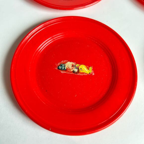 Vintage Childrens Plastic Red Tea Set with Decal By Eegee 9 Pieces Only - Picture 7 of 12